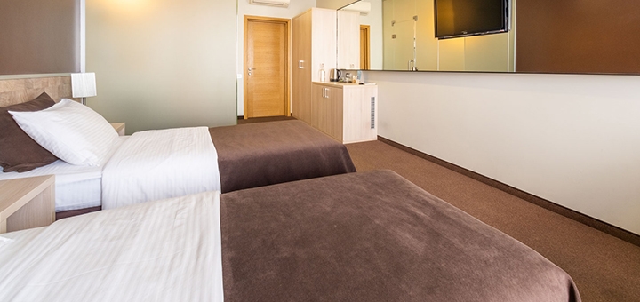 Mini-hotel "People Hotel" in Odessa. Book rooms on promotion 27