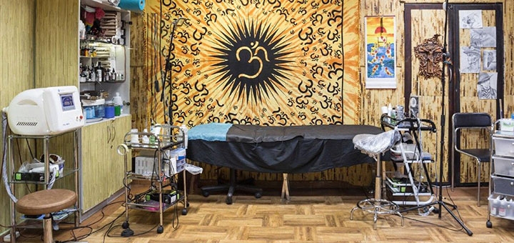 TST tattoo salon in Kiev. With discount.