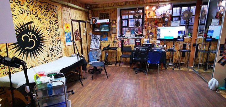 TST tattoo salon in Kiev. With discount.