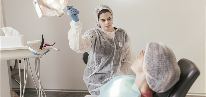 Стоматолог-ортодонт клиники «Твой стоматолог» в Киеве. Обращайтесь по скидке. 10