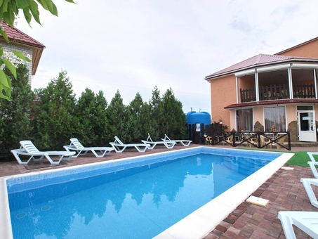 Hotel with swimming pool in Kirillovka special offer