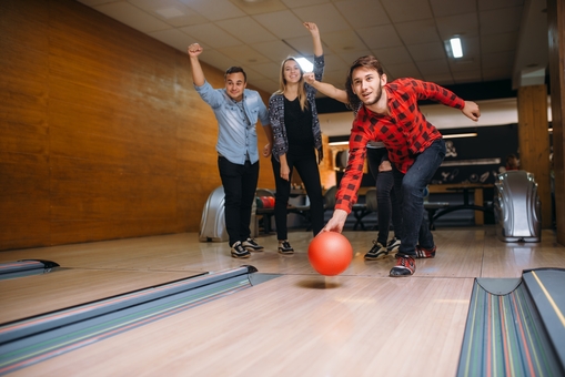 Боулинг клуб Bowling club 24 в Харькове. Со скидкой.