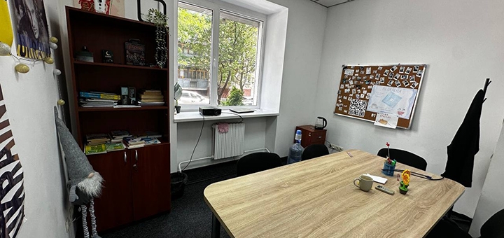 Tutor tutoring center in Dnipro. Sign up now with our special offer.