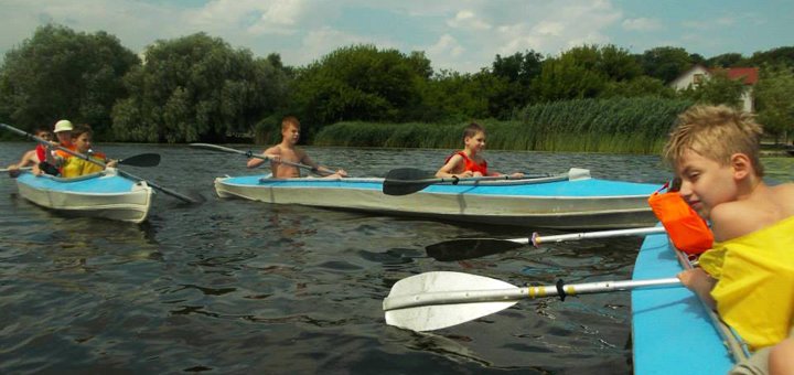 Kayaking in the children's camp "Robinson" in Lysogubovka. Buy discount vouchers.