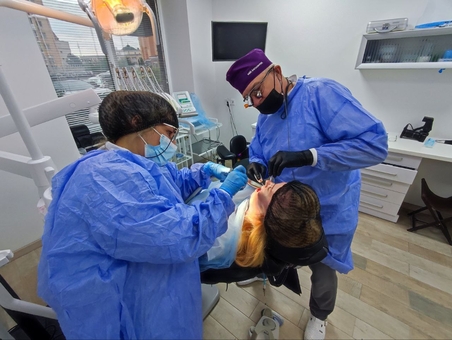 Стоматологічна клініка DentalWood 5