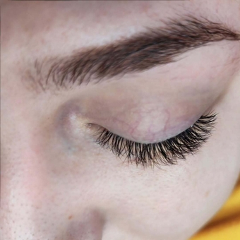 Beauty studio LeLash. Visit with special offer 16