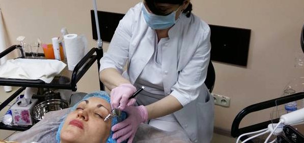 Мезотерапія осіб у косметологічному салоні «Medical Aesthetics» у Кривому Розі. Записуйтесь до косметолога за знижкою.