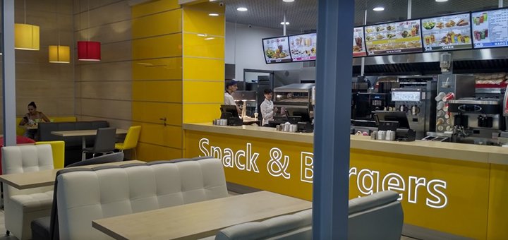 Ресторан швидкого харчування «Snack & Burgers» відвідуйте по акції №2