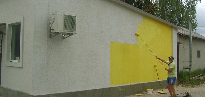 Отделка фасада дома специалистами компании «Kiev Home». Заказывайте услуги ландшафтного дизайна по скидке.
