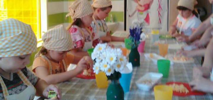 Специальные цены в детской кулинарной студии «Ложка»