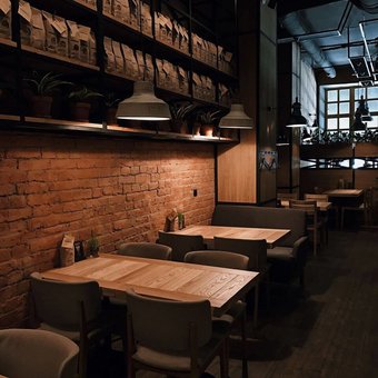 The interior of the restaurant "Fabbrica". Book a table at a discount