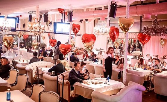 Интерьер ресторана «Сейф». Заказать столик по скидке