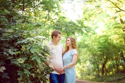 Виїзна фотосесія закоханих у студії "NinaAlexPhoto" в Одесі. Оплачуйте зі знижкою.