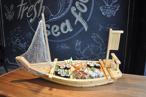 Fish shop-restaurant &quot;flagman&quot;. discounts on dishes
