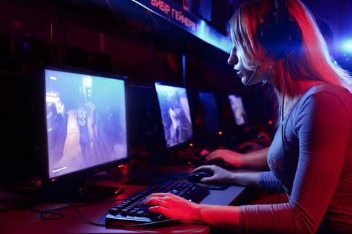 Cyberclub «Gameplay cyberlounge» in Kiev. Come for the promotion.