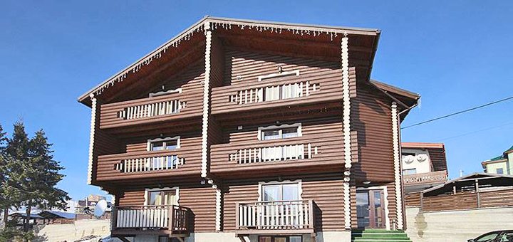 Гірськолижний курорт Україна з туристичною компанією «Active Life» у Києві. Бронюйте тури до Драгобрату за знижкою.