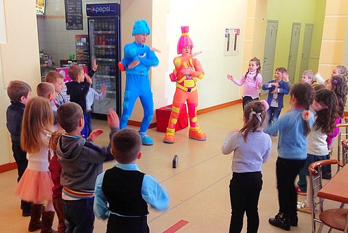Аніматори фіксики Київ у кафе-кондитерській «Зефір». Замовляйте по знижці.