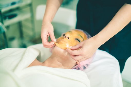 Cosmetology at the Vip Spa V&P in Khust. Sign up for a facial for the promotion.
