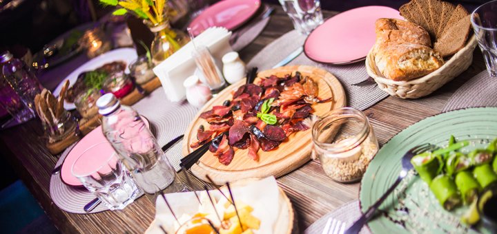 Акция в ресторане-кафе «Prynada Ukrainian Cafe» в Киеве