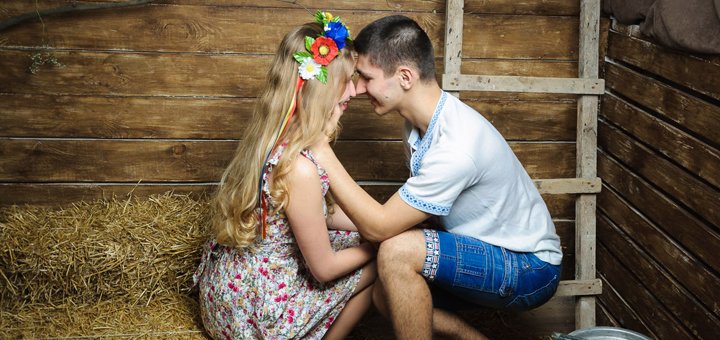 Фотосесія хлопець та дівчина у Владислава Леві у Дніпрі. Оплачуйте послуги фотографа за знижкою.