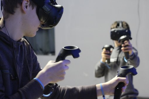 VR helmet rental at the MirVR club in Odessa. Order by promotion.