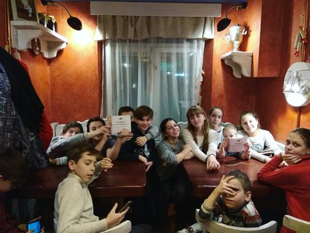 Затишна атмосфера в пекарні «львівські пляцки» в дніпрі. замовляйте за спеціальною ціною