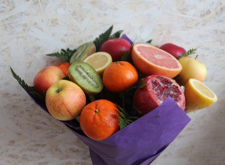 Букети з овочів та фруктів «Fruits&Flowers Market» у Дніпрі. Замовляйте доставку букетів за знижкою.