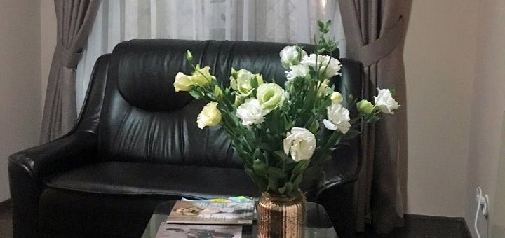 Косметологічні послуги від Марини Соболь у салоні «Еліт» у Дніпрі. Записатися зі знижкою