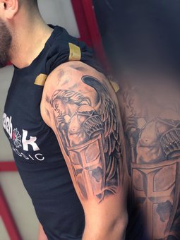 Tattoos on the arm in the tattoo studio "Mama do not abuse" in Brovary. Sign up to the master at a discount.