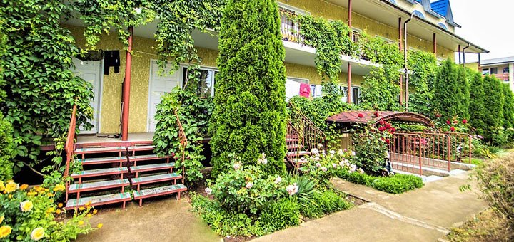 Hotel in Gribovka Irina 1