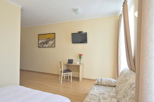 Двомісний номер з балконом в апарт-готелі «Heart Kiev Apart Hotel» в Києві. Зняти номер зі знижкою
