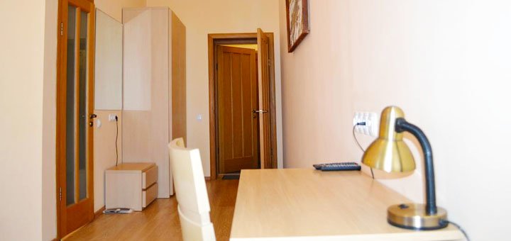 Standard double room in the &quot;heart kiev apart hotel&quot; in kiev. book a room for a promotion
