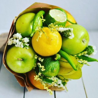5 причин замовити букет в студії «Fruits & Flowers Market»